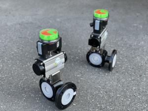 Kohouty kulové 3-cestné s pneupohonem koncovými spínači