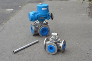 Kohouty kulové 3-cestné nerezové