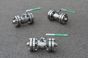 Kohouty kulové z materiálu 1.4571 do 350°C