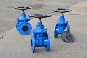 Šoupata vodárenská měkkotěsnící